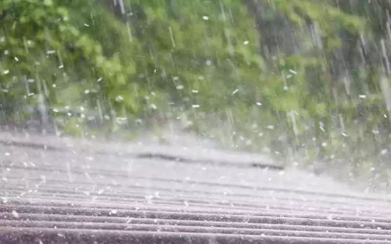 hail-storm-on-roof